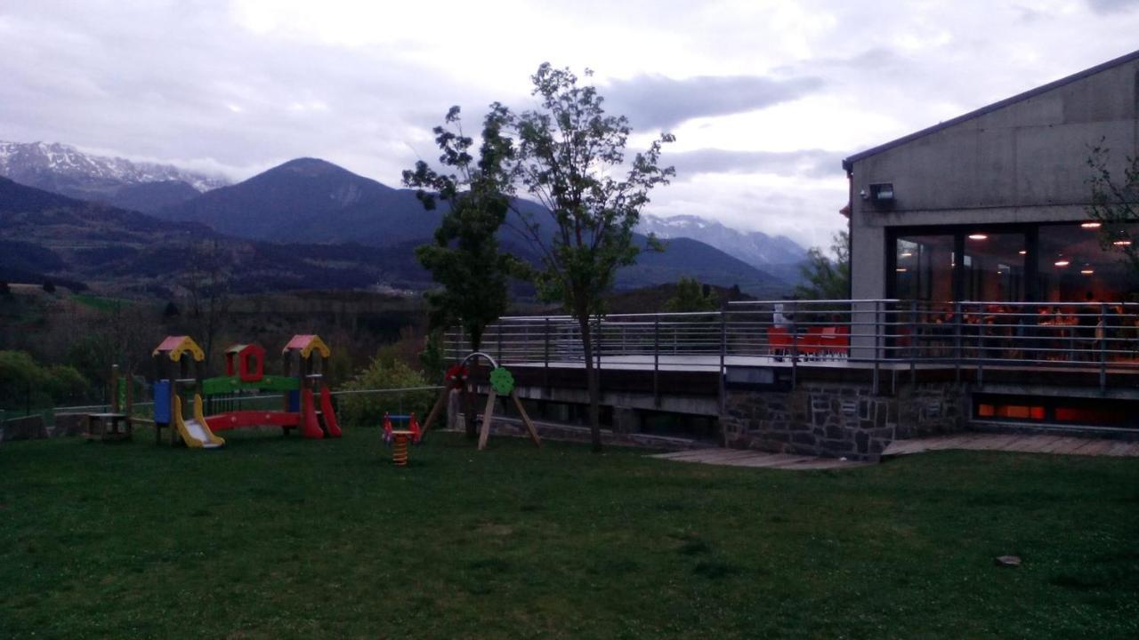 Alberg La Bruna Bellver De Cerdanya Luaran gambar