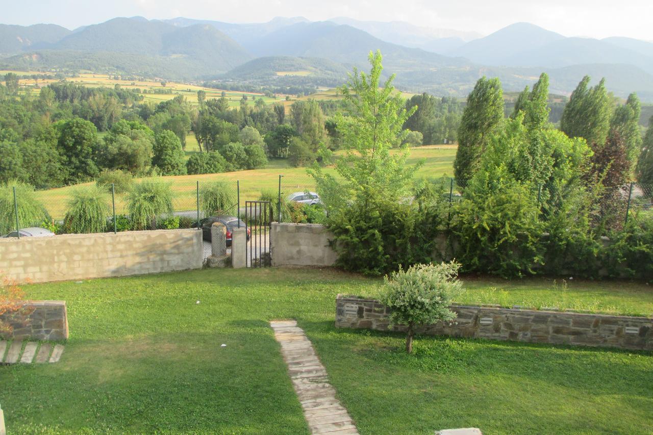 Alberg La Bruna Bellver De Cerdanya Luaran gambar