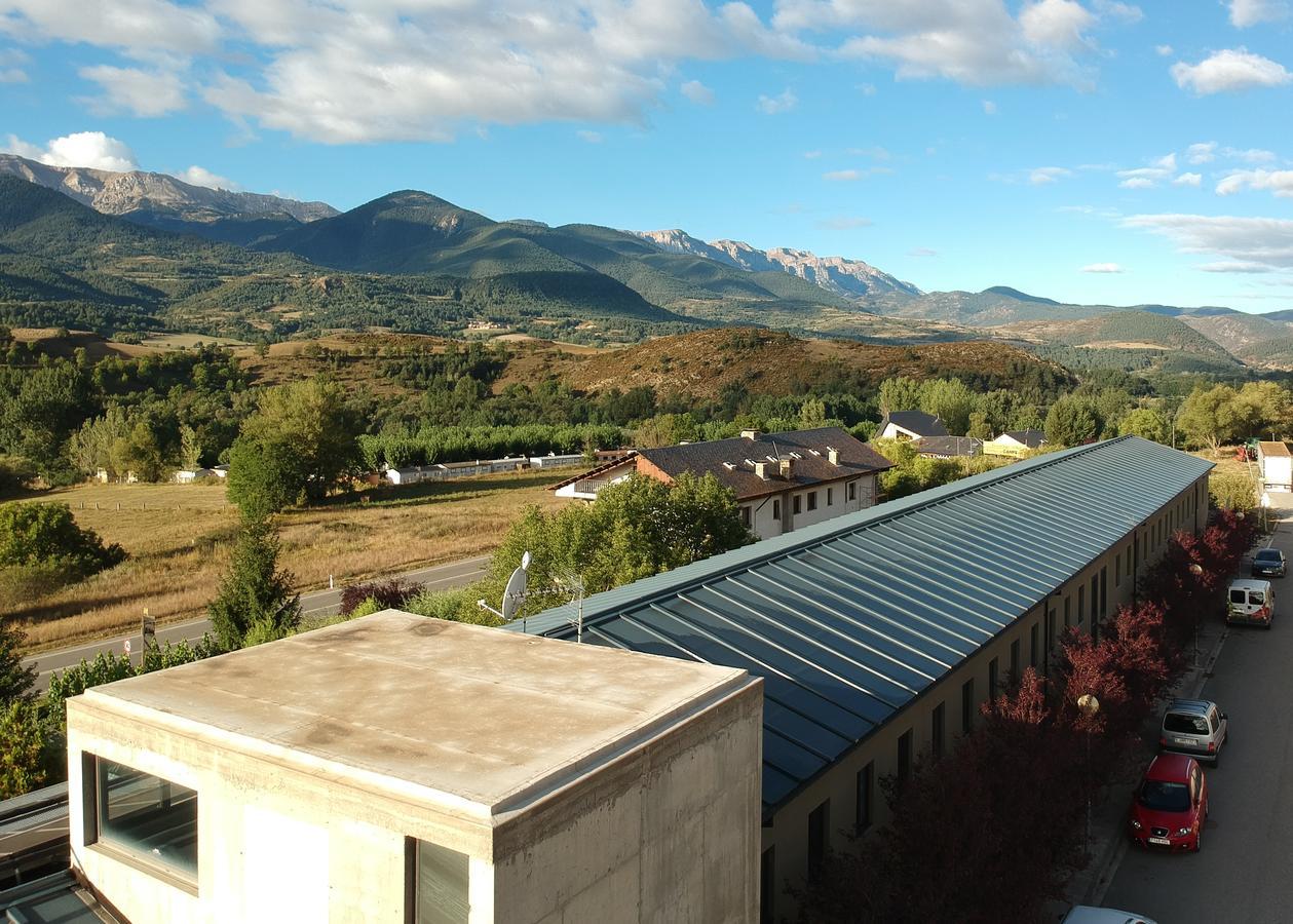 Alberg La Bruna Bellver De Cerdanya Luaran gambar